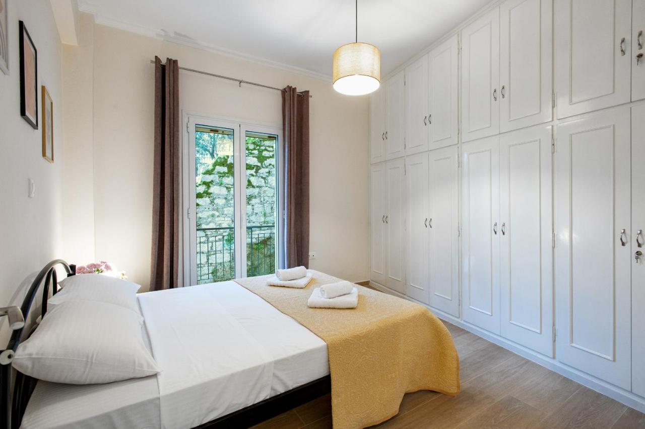 Helena'S Apartment In Corfu Town ภายนอก รูปภาพ
